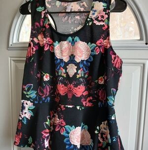 Floral Stretch Peplum Top Size XXL